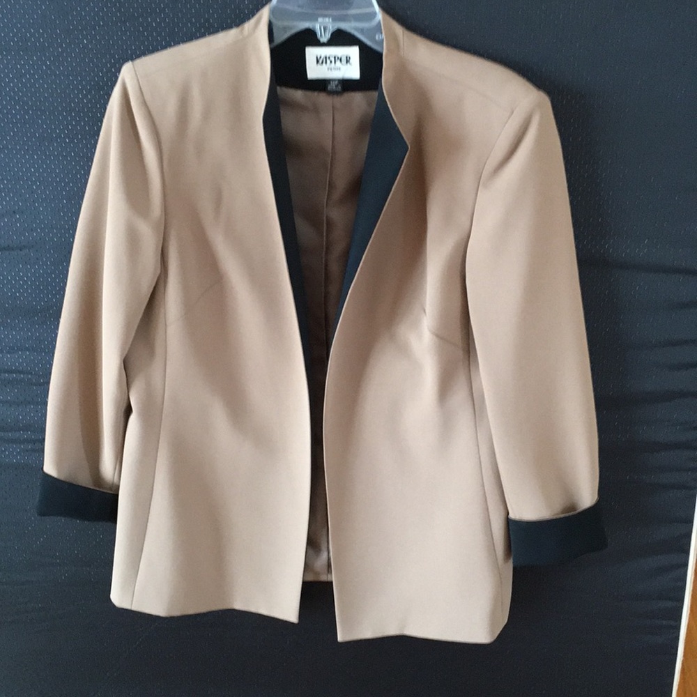 New Kasper two tone lined  suit jacket